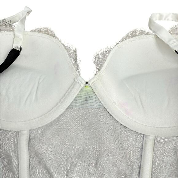 Victoria's Secret White and Black Lace Very Sexy Buste Demi Size 34C - Picture 4 of 7